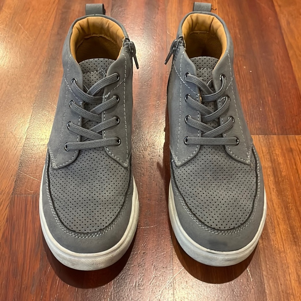 Boys Nordstrom Aden Chukka Sneaker Size 2